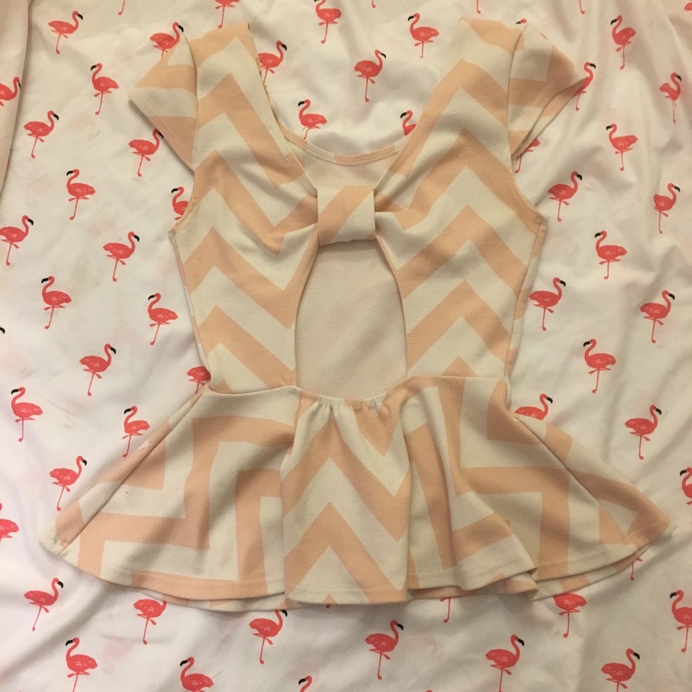 Chevron Top - Picture 2 of 2